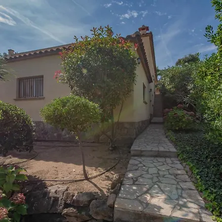 Carrera Villa